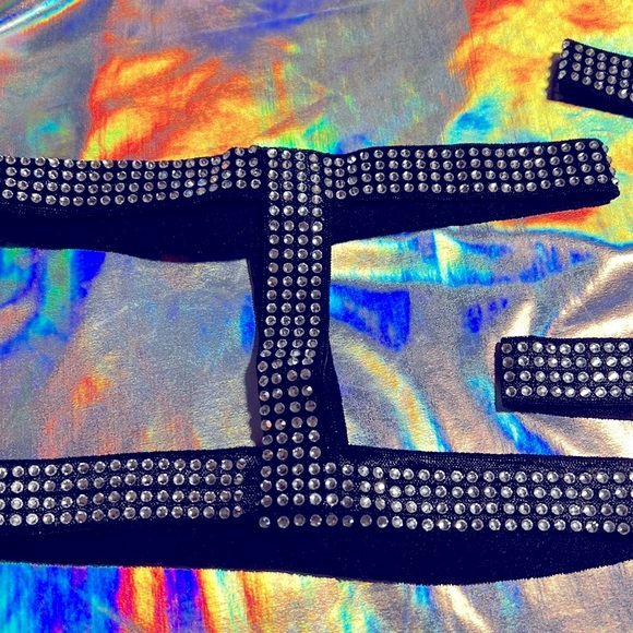 Leg Garters - Picture 3 of 7